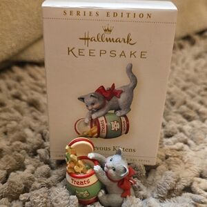 Hallmark‎ Keepsake Ornament with Gray and Red Cat